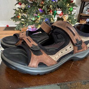 ECCO womens Yucatan sports sandal hiking size 41 10/10.5